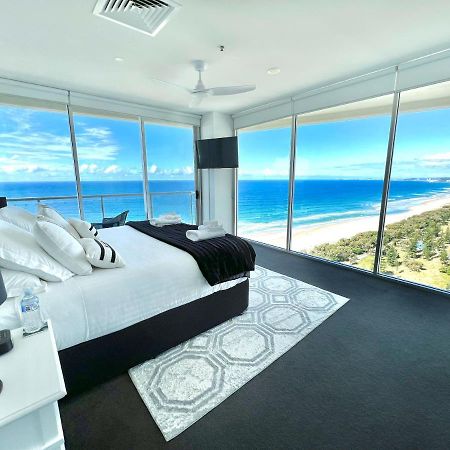 Air On Broadbeach Beachfront 2Level Stunning Apartment With 180 Degree Views غولد كوست المظهر الخارجي الصورة