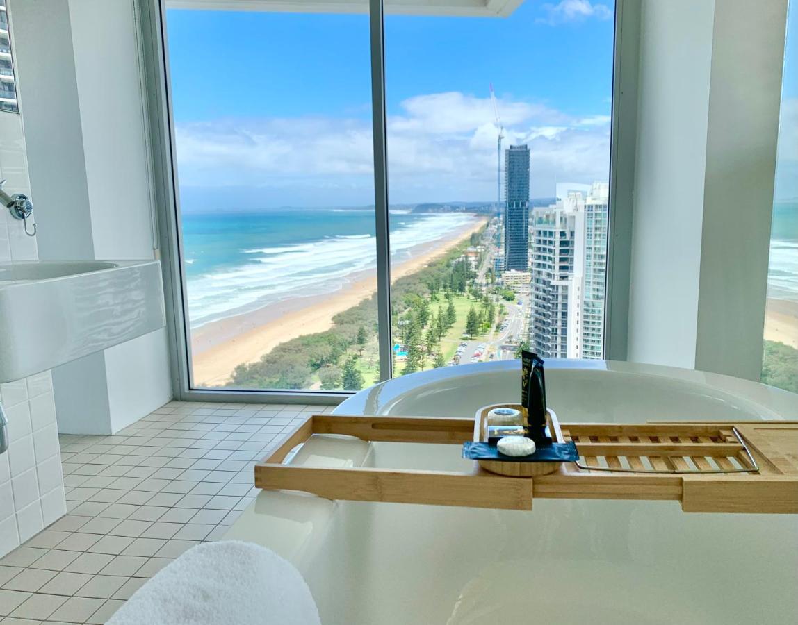 Air On Broadbeach Beachfront 2Level Stunning Apartment With 180 Degree Views غولد كوست المظهر الخارجي الصورة