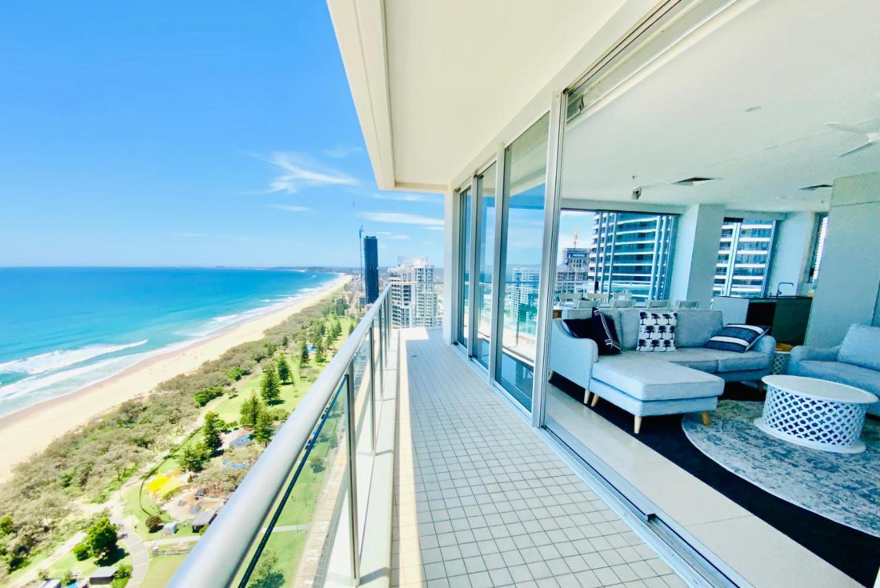 Air On Broadbeach Beachfront 2Level Stunning Apartment With 180 Degree Views غولد كوست المظهر الخارجي الصورة